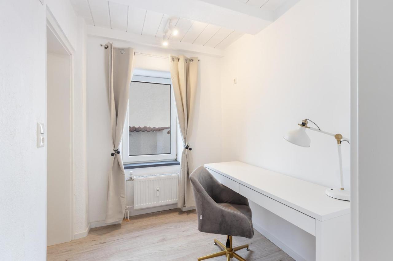 Terrace Apartment With 5 Rooms, Whirlpool And Bbq اوغسبورغ المظهر الخارجي الصورة